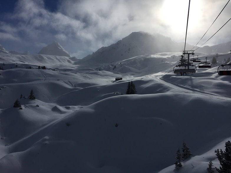 Moody snow, La Plagne