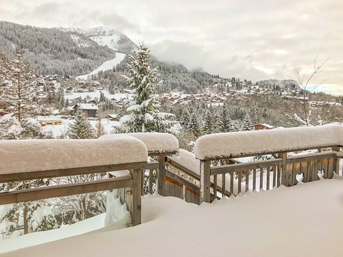 Les Carroz Ski Resort by: Tim