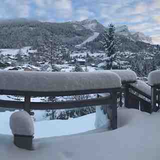 Les Carroz village