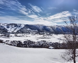 Looking  towards Geilolia photo