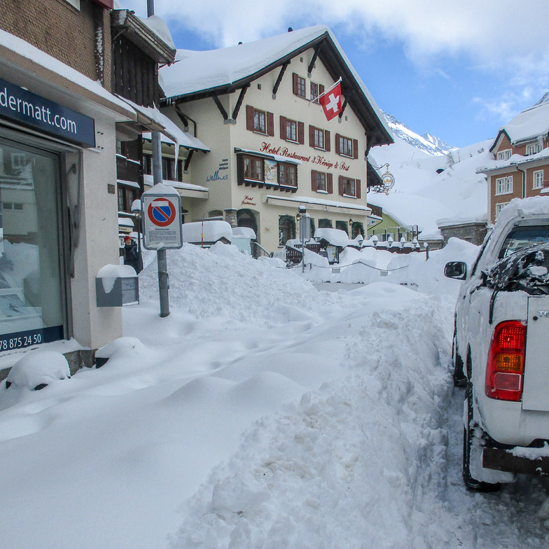 Snowed in?, Andermatt