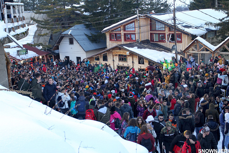 Massive party in Brezovica