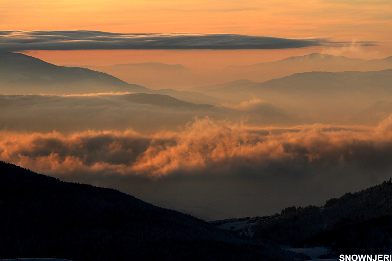 Zoomed clouds of Oshlak, Brezovica