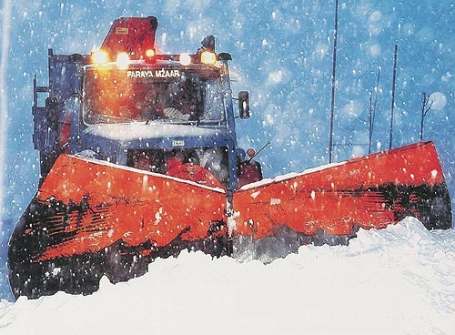 Clearing the road at the Wardeh area (faraya-mzaar)lebanon, Mzaar Ski Resort
