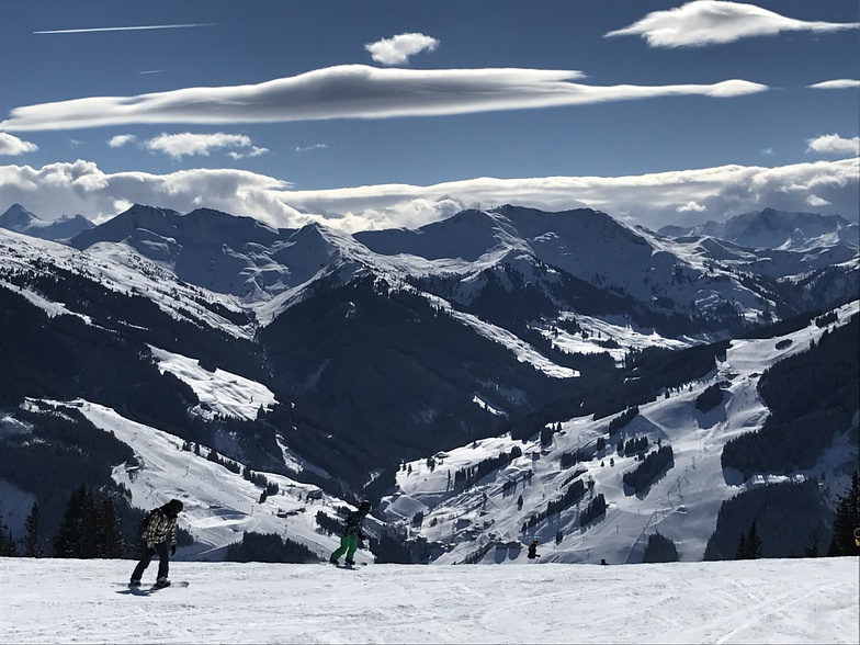 Sunshine over Saalbach and Hinterglem, Saalbach Hinterglemm