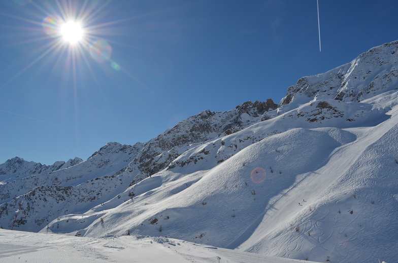 Sunshine & Powder, Airolo