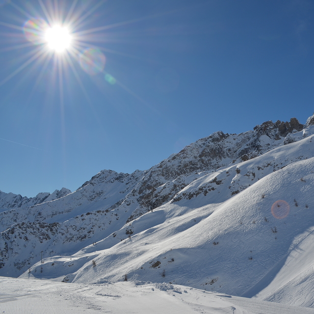 Sunshine & Powder, Airolo