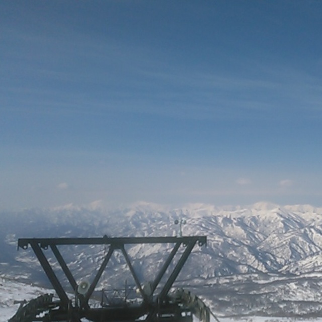 Tsukiyama ski area (Gassan) has 10m (33.3ft) snow., Gassan Glacier