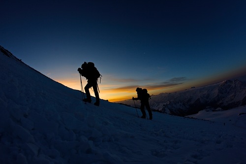 Mount Elbrus Ski Resort by: Mountainguide