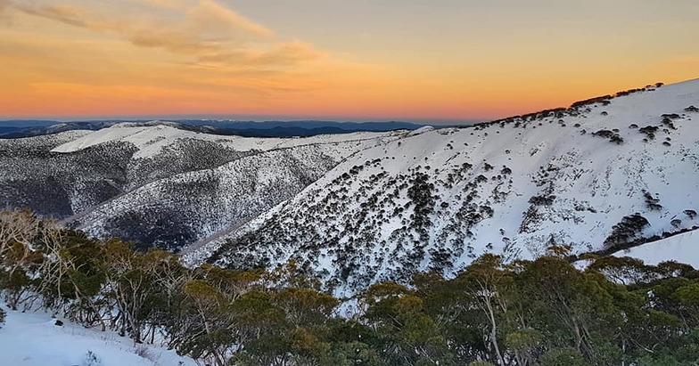 4th Australian ski area to open early for the season., Mount Hotham