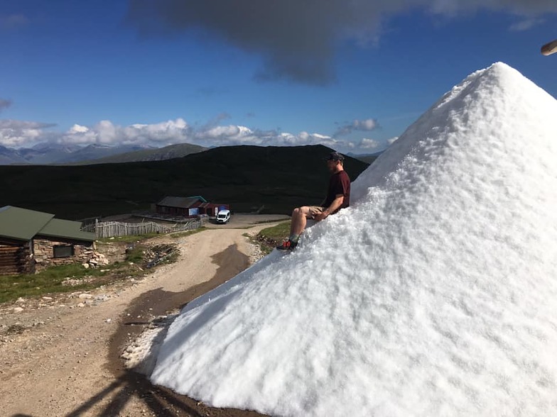 Snow returns to the Scottish ski slopes!, Glencoe Mountain Resort