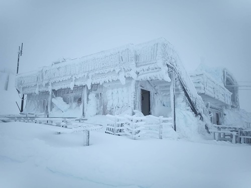 Turoa Ski Resort by: Snow Forecast Admin