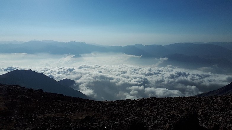 از کنارجانپناه تخت فریدون در شمال شرقی دماوند, Mount Damavand