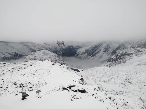Stubai Glacier Ski Resort by: Snow Forecast Admin