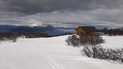 Perito Moreno Ski Resort by: valledelpirque