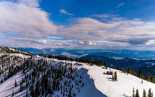 Selkirk Powder Ski Resort by: Ken Barrett