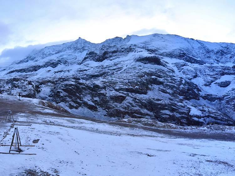 Snow falling across the Alps, Alpe d'Huez