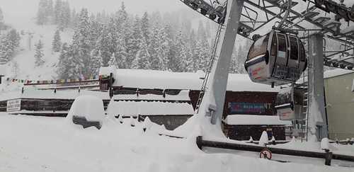 Stubai Glacier Ski Resort by: Snow Forecast Admin