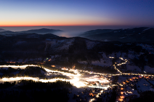 Szczyrkowski Ośrodek Narciarski Ski Resort by: szczyrkowski