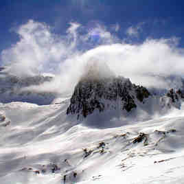 aiguille noire de pramecou from grattalu chair, Tignes