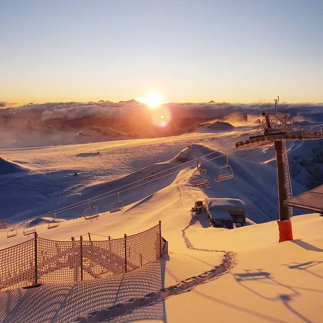 Sunrise, Gstaad Glacier 3000