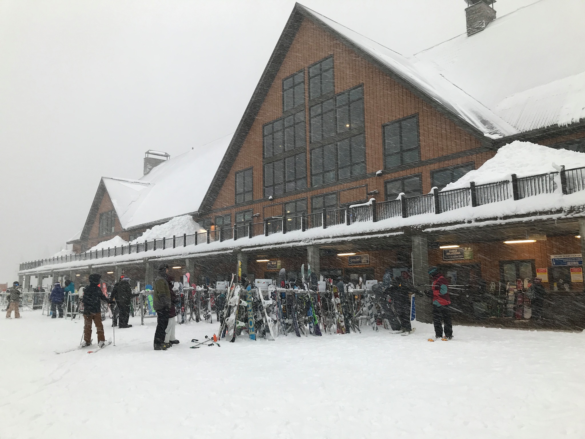 39cm in 24hrs, Cypress Mountain