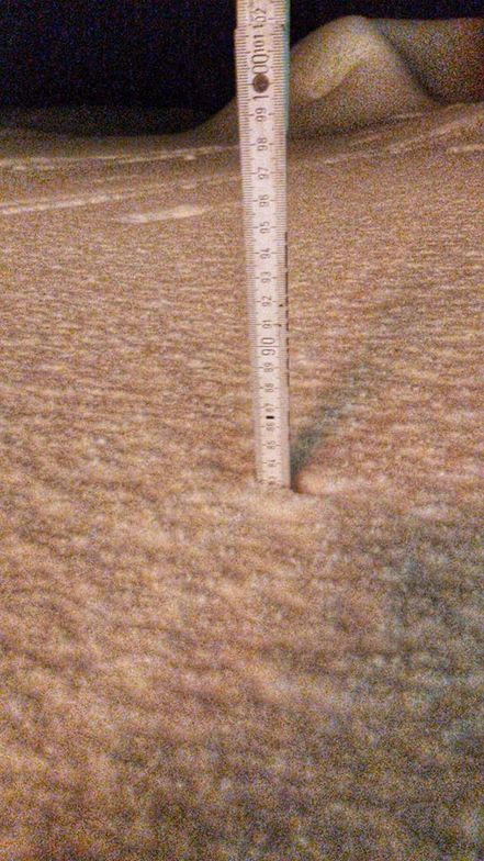 snowstorm brings 80cm/32" in 24hrs, Airolo