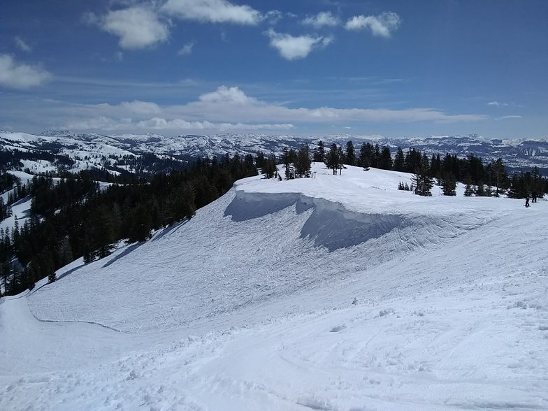 Cornice at Porridge Bowl, Bear Valley