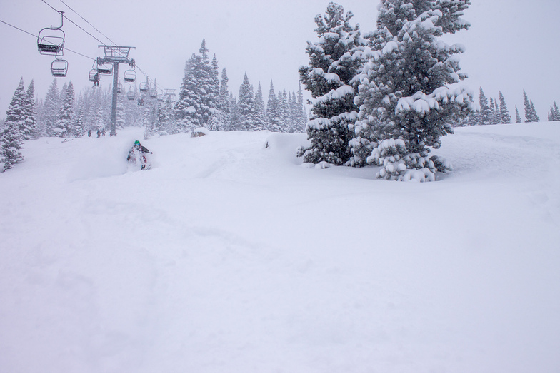 deepest ever base depth at 2.3m (91"), Jackson Hole