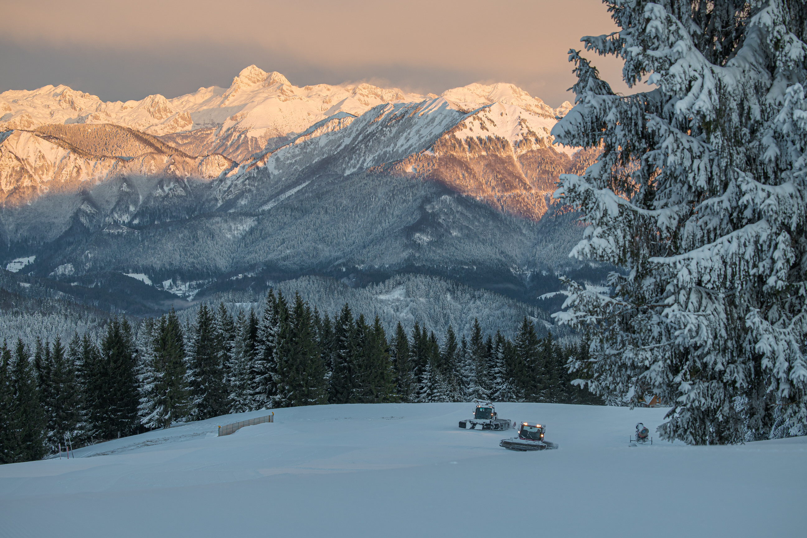 Triglav, Cerkno