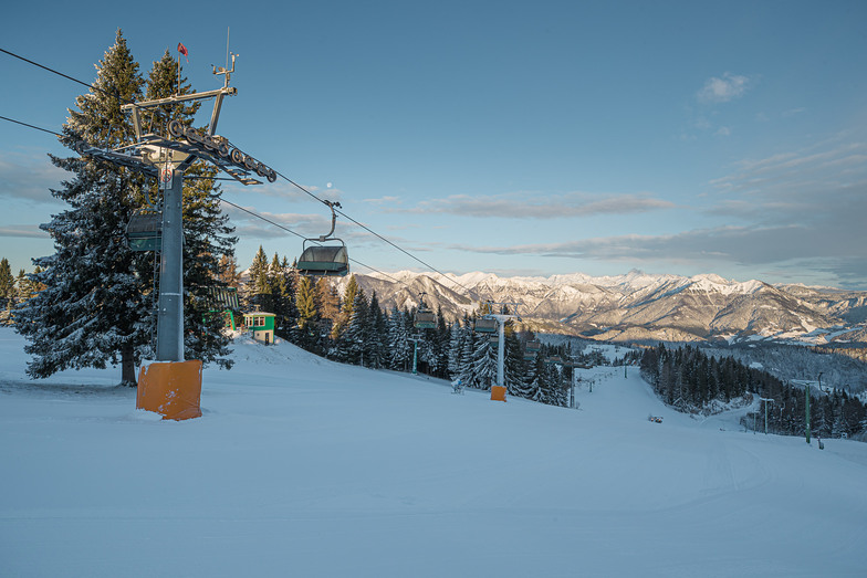 Track Dolina, Cerkno