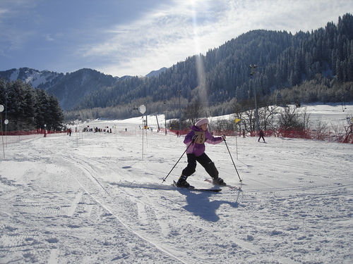 Ak-Bulak Ski Resort by: Sergey Yushkov