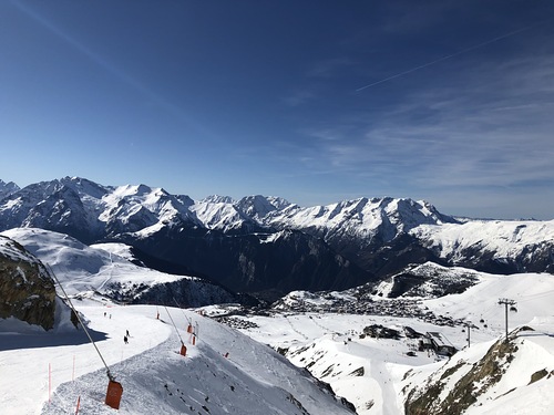 Alpe d'Huez Ski Resort by: Pierre-Emmanuel POIZAT