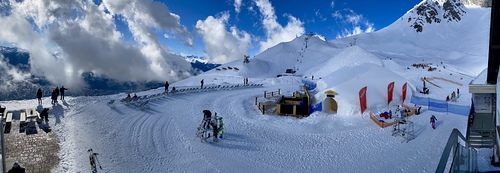 Nordkette Ski Resort by: Bernhard Schlechter