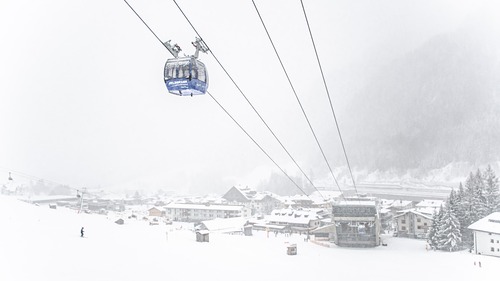 Stuben am Arlberg Ski Resort by: tourist offical