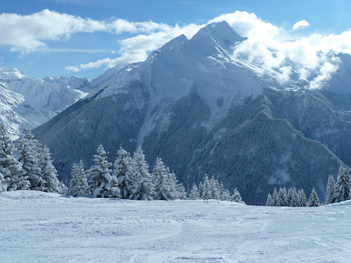 La Plagne Ski Resort by: Eyal Shahar