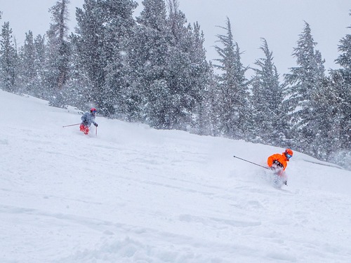 Mt Rose Ski at Tahoe Ski Resort by: tourist offical