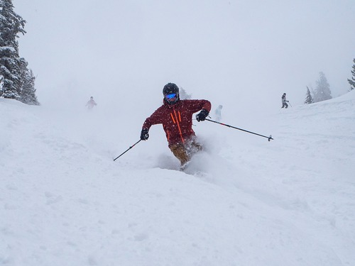Mt Rose Ski at Tahoe Ski Resort by: tourist offical