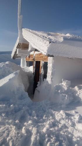 Les Angles Ski Resort by: tourist offical