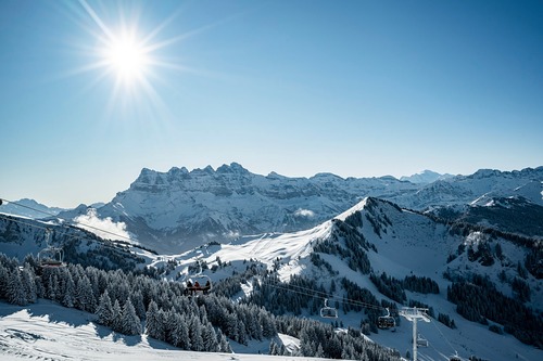 Chatel Ski Resort by: tourist offical