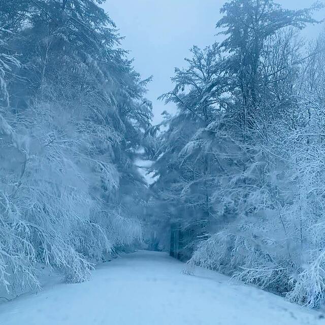 fairly rare late April snowstorm, Windham Mountain