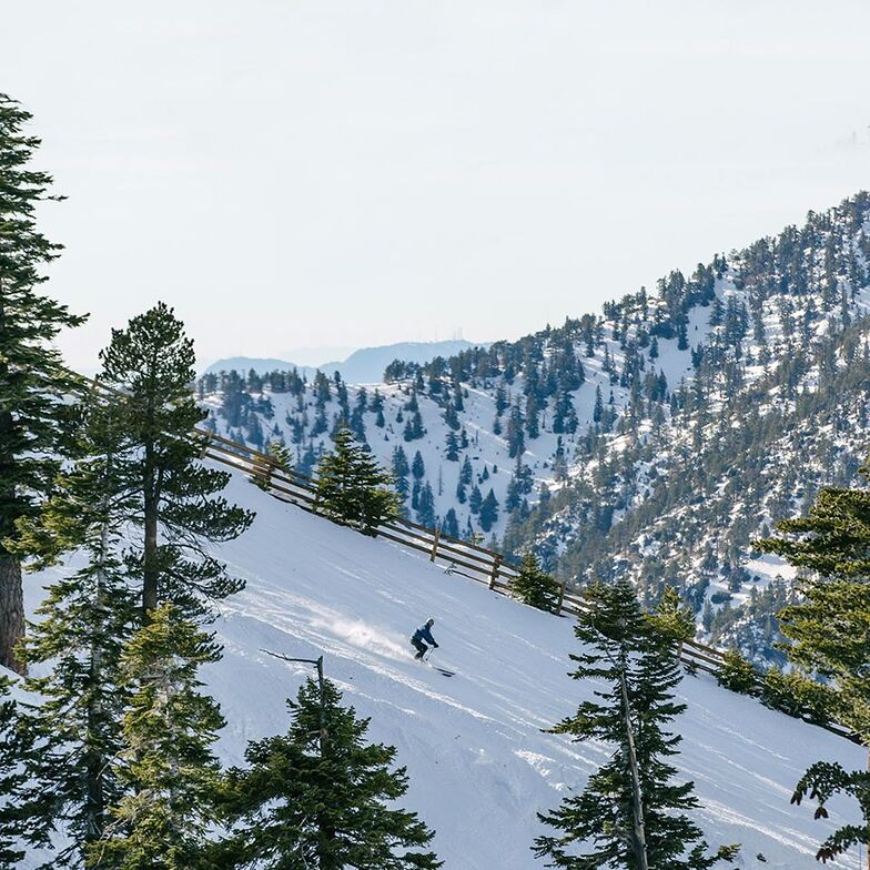 Mt Baldy (California) snow