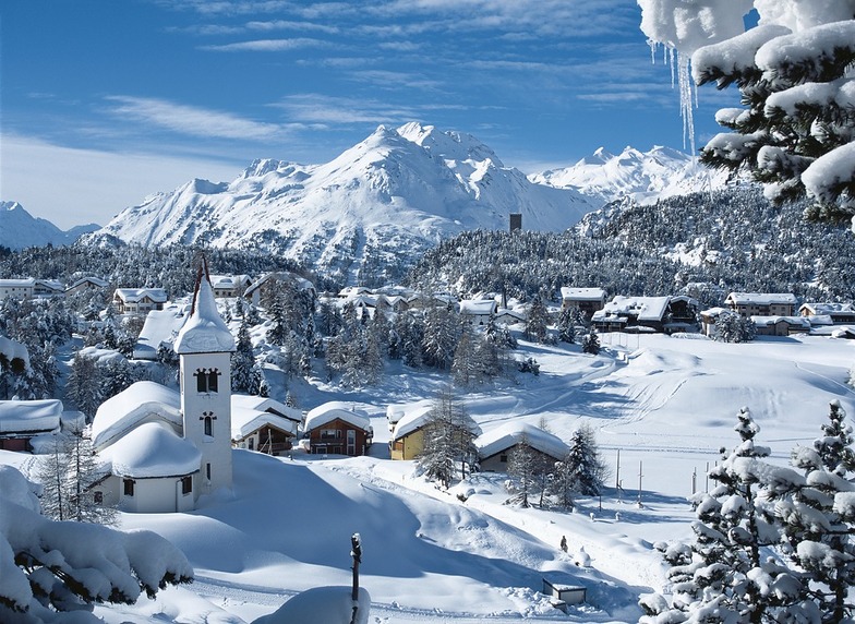Photo: Max Weiss (c)Engadin St. Moritz Tourismus, Maloja/Engadin