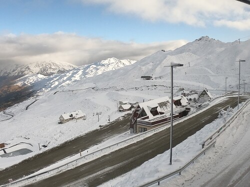 Coronet Peak Ski Resort by: Snow Forecast Admin