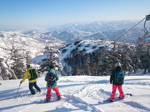 Kagura Ski Resort by: tourist offical