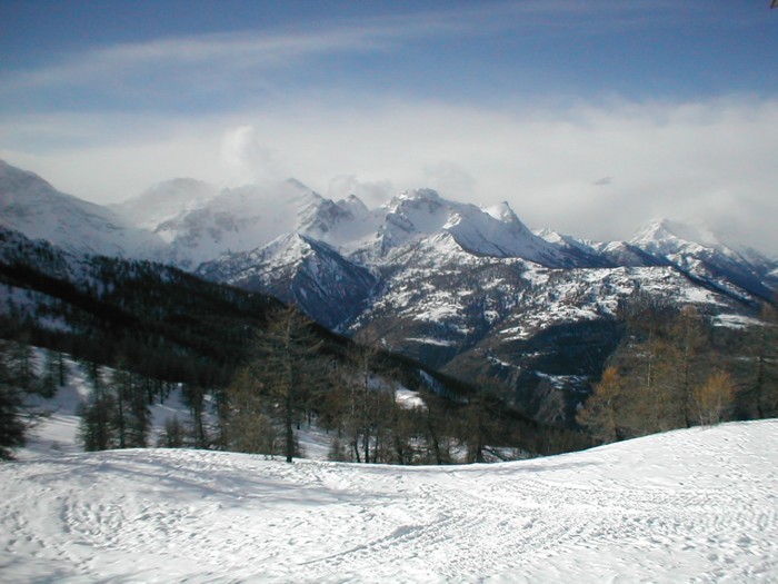 Sauze d'Oulx (Vialattea) snow