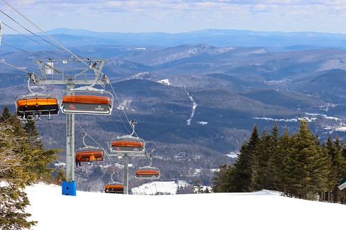 Okemo Mountain Ski Resort by: tourist offical