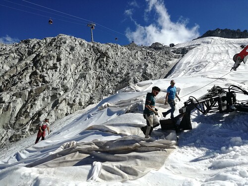 Presena Glacier Ski Resort by: Snow Forecast Admin