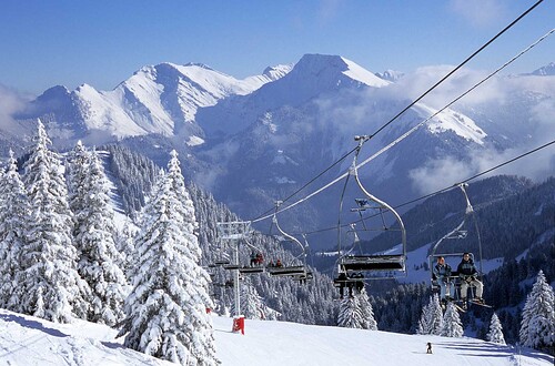 Saint Jean Montclar Ski Resort by: tourist offical