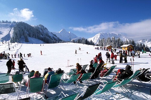 Saint Jean Montclar Ski Resort by: tourist offical